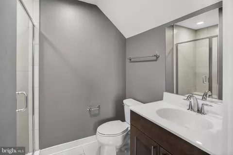 Bath - 71 Ellsworth Heights St, Silver Spring, MD 20910 photo 3 of 3