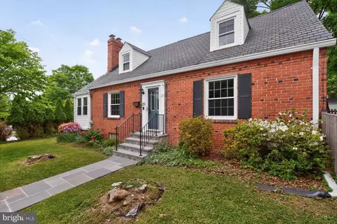 25 Williams St, Rockville, MD 20850