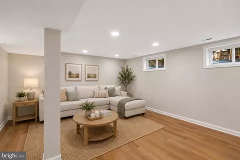 Living - 10301 Crestmoor Dr, Silver Spring, MD 20901 photo 6 of 6