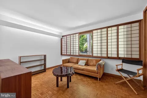 Living - 401 Willington Dr, Silver Spring, MD 20904 photo 5 of 6