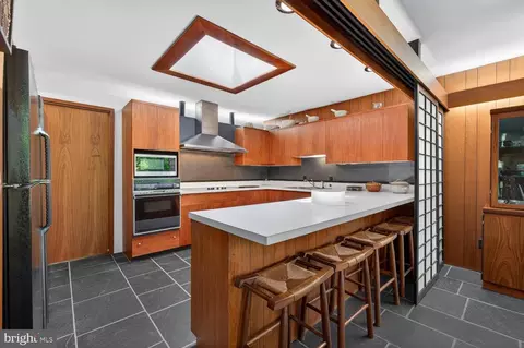 Kitchen - 401 Willington Dr, Silver Spring, MD 20904 photo 4 of 4