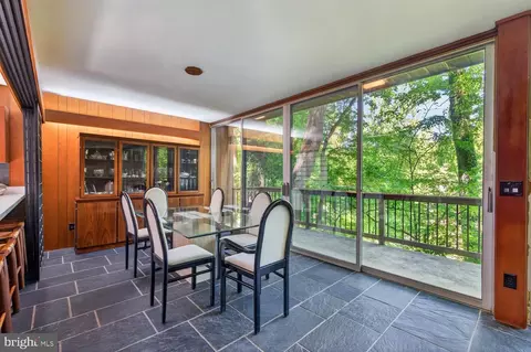 Dining - 401 Willington Dr, Silver Spring, MD 20904 photo 2 of 5