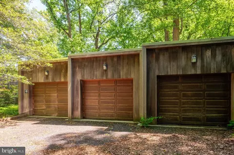 Exterior - 401 Willington Dr, Silver Spring, MD 20904 photo 6 of 10