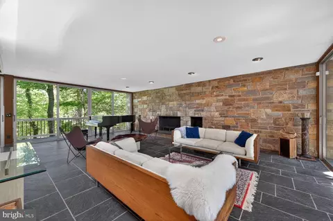 Living - 401 Willington Dr, Silver Spring, MD 20904 photo 3 of 6