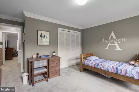 Bedroom - 650 Bryants Nursery Rd, Silver Spring, MD 20905 photo 8 of 10