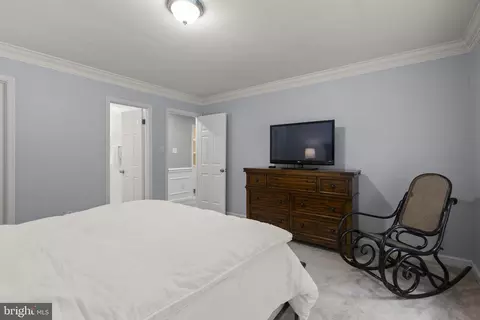 Bedroom - 650 Bryants Nursery Rd, Silver Spring, MD 20905 photo 4 of 10
