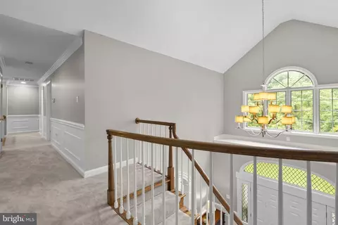 Entry Way - 650 Bryants Nursery Rd, Silver Spring, MD 20905 photo 6 of 10
