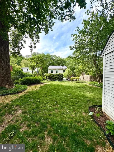 Exterior - 117 Eastmoor Dr, Silver Spring, MD 20901 photo 3 of 4