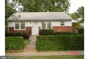 10015 Montauk Ave, Bethesda, MD 20817