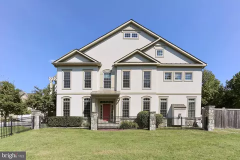 8205 River Quarry Pl, Bethesda, MD 20817