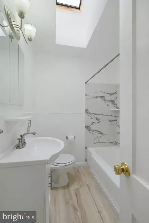 Bath - 2807 Sheraton St, Silver Spring, MD 20906 photo 3 of 3