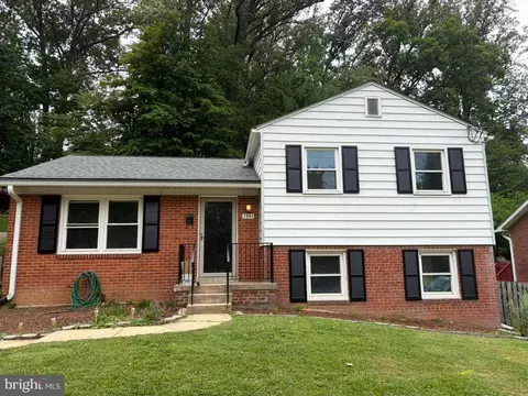 3901 Spruell Dr, Kensington, MD 20895