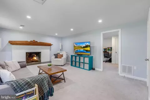 13201 Wilton Oaks Dr, Silver Spring, MD 20906 photo 18