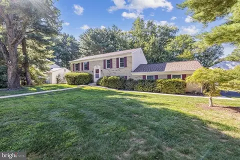 11301 Stryver Ct, North Potomac, MD 20878