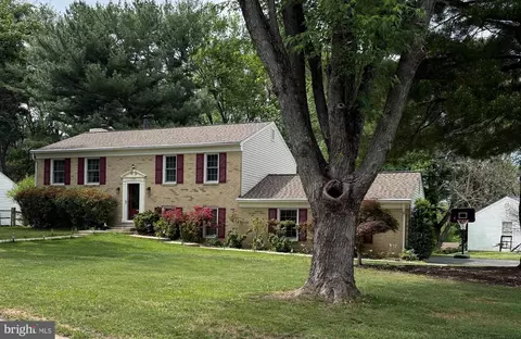 11301 Stryver Ct, North Potomac, MD 20878