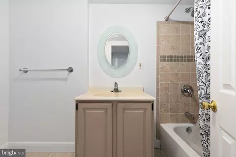 Bath - 2205 Blue Valley Dr, Silver Spring, MD 20904 photo 3 of 3