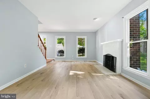 Living - 2205 Blue Valley Dr, Silver Spring, MD 20904 photo 5 of 16