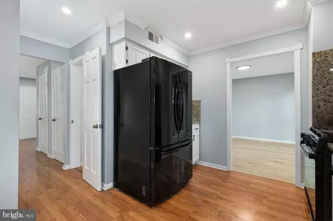 Entry Way - 2205 Blue Valley Dr, Silver Spring, MD 20904 photo 3 of 6