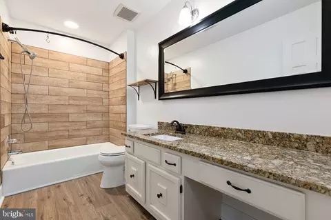 Bath - 2205 Blue Valley Dr, Silver Spring, MD 20904 photo 2 of 3