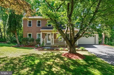 Exterior - 2205 Blue Valley Dr, Silver Spring, MD 20904 photo 3 of 14