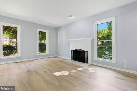 Living - 2205 Blue Valley Dr, Silver Spring, MD 20904 photo 4 of 16