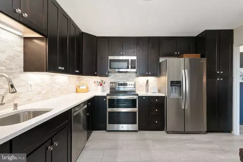 7420 Westlake Ter #1505, Bethesda, MD 20817