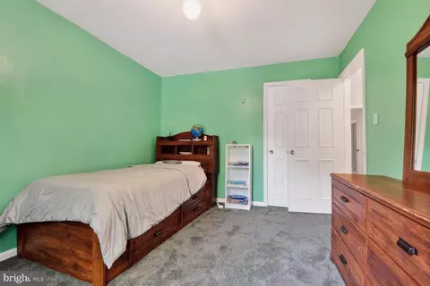 Bedroom - 604 Somersworth Way, Silver Spring, MD 20902 photo 3 of 6