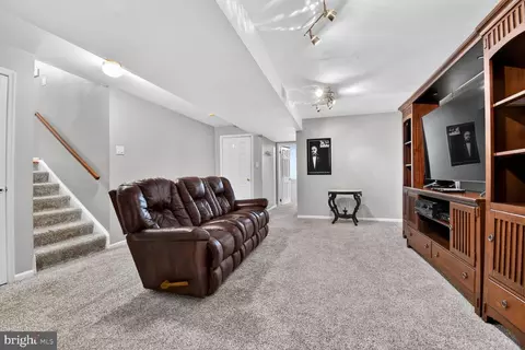 Other - 604 Somersworth Way, Silver Spring, MD 20902 photo 5 of 8