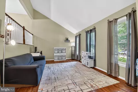 Entry Way - 604 Somersworth Way, Silver Spring, MD 20902 photo 1 of 3