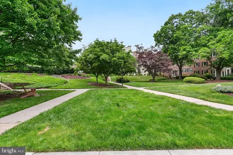 Exterior - 2212 Washington Ave #103, Silver Spring, MD 20910 photo 8 of 9