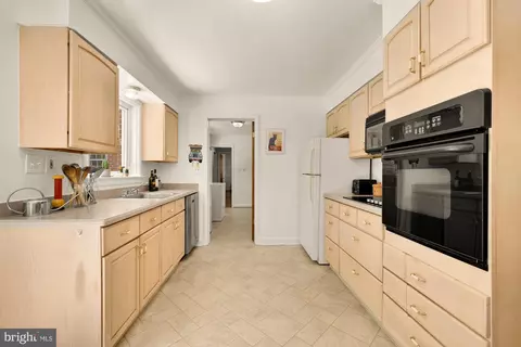 Kitchen - 13304 Norden Dr, Silver Spring, MD 20906 photo 1 of 2