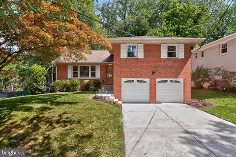 3521 Glenmoor Dr, Chevy Chase, MD 20815
