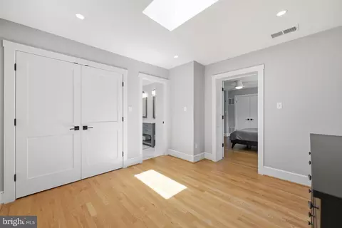 Entry Way - 14412 Sandy Ridge Rd, Silver Spring, MD 20904 photo 2 of 2