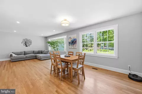 Dining - 14412 Sandy Ridge Rd, Silver Spring, MD 20904 photo 1 of 2