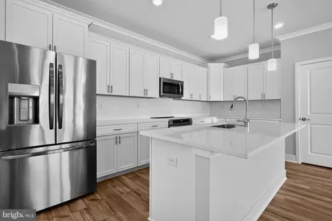 Kitchen - 17049 Gathering St, Boyds, MD 20841 photo 1 of 3