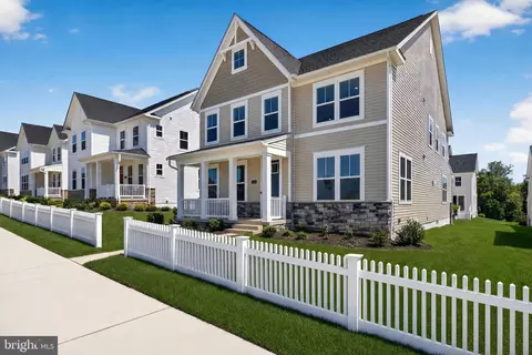 Exterior - 17049 Gathering St, Boyds, MD 20841 photo 2 of 2