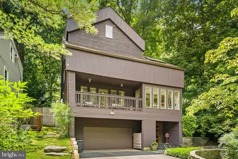 6312 Massachusetts Ave, Bethesda, MD 20816
