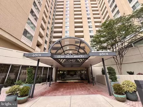 4601 N Park Ave #715, Chevy Chase, MD 20815