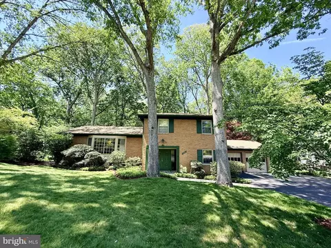 12516 Davan Dr, Silver Spring, MD 20904