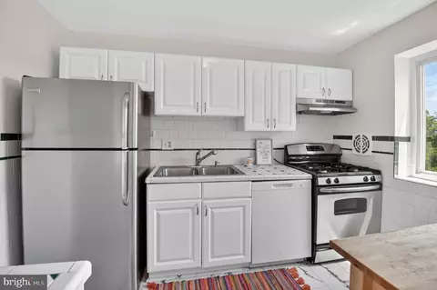 Kitchen - 614 Sligo Ave #504, Silver Spring, MD 20910 photo 1 of 1
