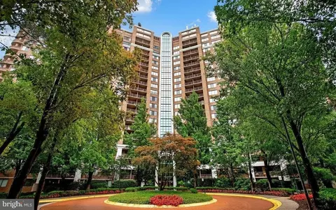 10101 Grosvenor Pl #1804, Rockville, MD 20852