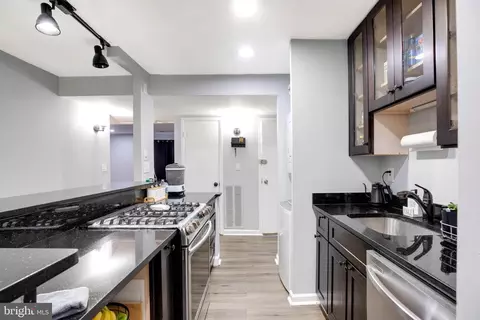 Kitchen - 3382 Hewitt Ave #102, Silver Spring, MD 20906 photo 3 of 3