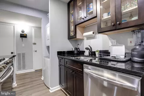 Kitchen - 3382 Hewitt Ave #102, Silver Spring, MD 20906 photo 2 of 3