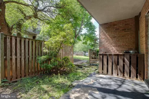 Exterior - 3382 Hewitt Ave #102, Silver Spring, MD 20906 photo 4 of 8