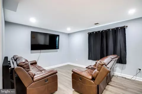 Living - 3382 Hewitt Ave #102, Silver Spring, MD 20906 photo 1 of 1