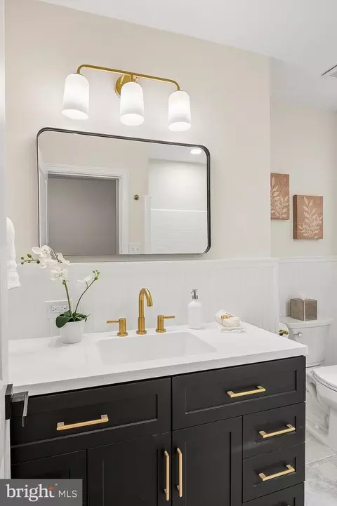 Bath - 206 Shaw Ave, Silver Spring, MD 20904 photo 4 of 11