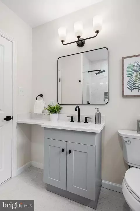 Bath - 206 Shaw Ave, Silver Spring, MD 20904 photo 8 of 11