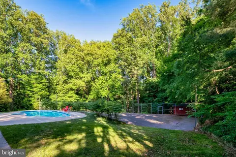 Exterior - 206 Shaw Ave, Silver Spring, MD 20904 photo 7 of 15