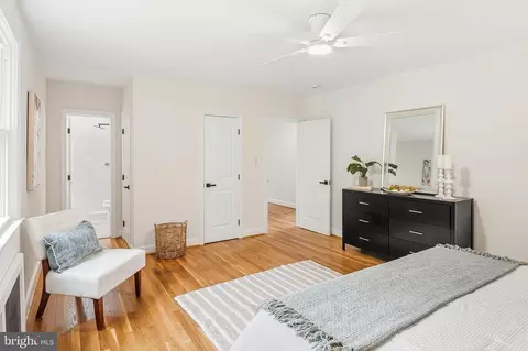 Bedroom - 206 Shaw Ave, Silver Spring, MD 20904 photo 3 of 10