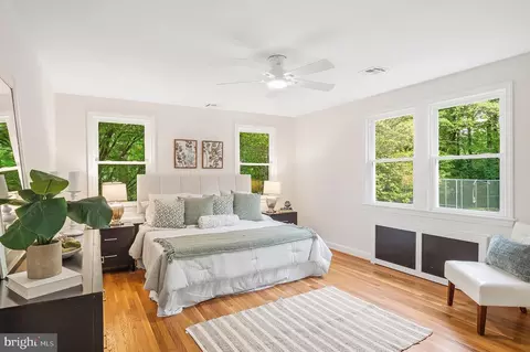 Bedroom - 206 Shaw Ave, Silver Spring, MD 20904 photo 1 of 10